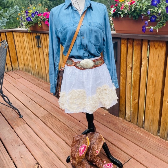 Abercrombie & Fitch Dresses & Skirts - ❗️❗️SALE❗️❗️Vintage Abercrombie & Fitch skirt, excellent vintage condition.